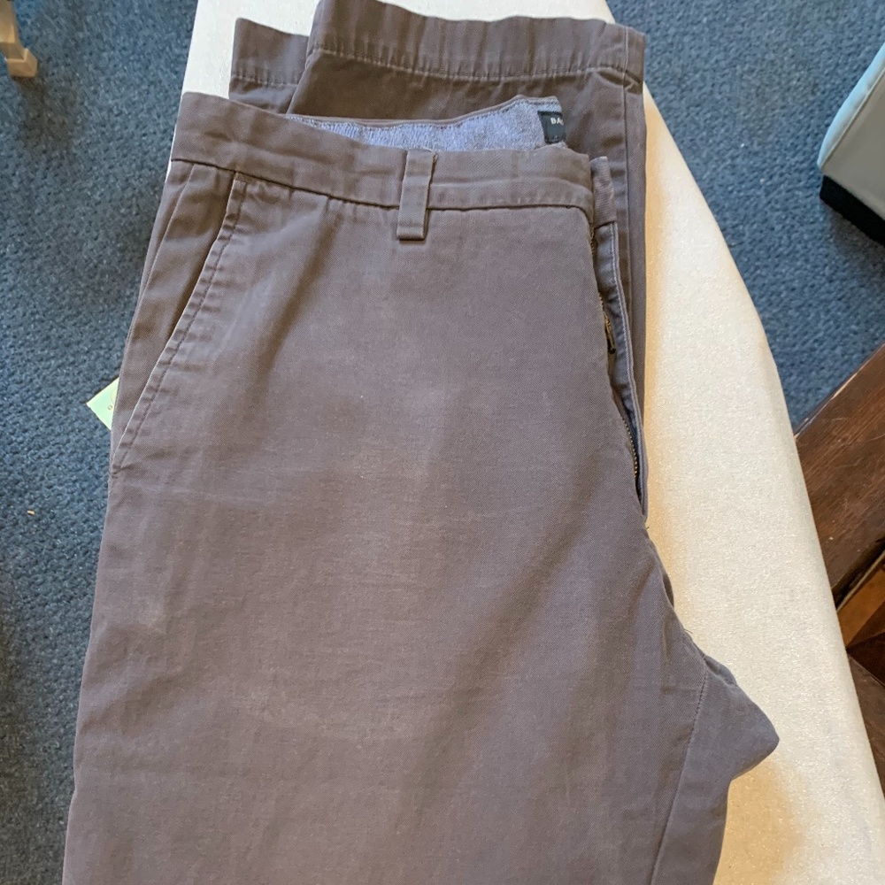 Banana Republic Emerson Chino 34 x 32